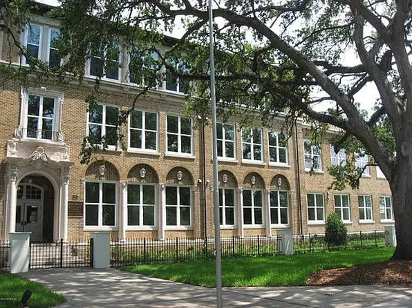 2525 College St APT 1106, Jacksonville, FL 32204