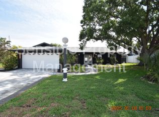 1019 Spindle Palm Way, Apollo Beach, FL 33572