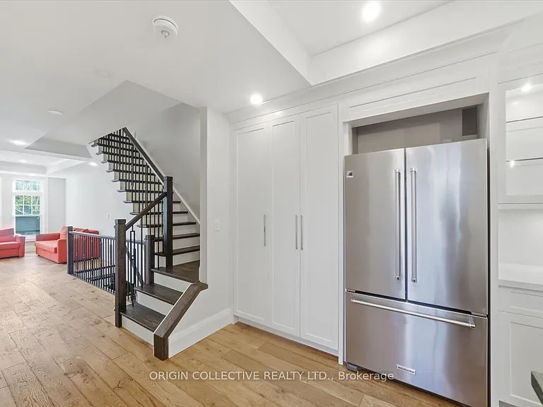 79 Wilson St E — Photo 49