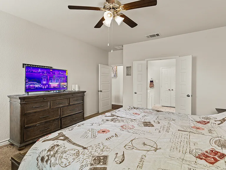 639 Able Blf — Photo 13
