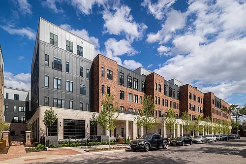 Jaeger Square Photo 1