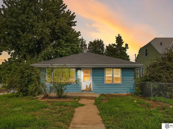 7307 N 30th St, Omaha, NE 68112