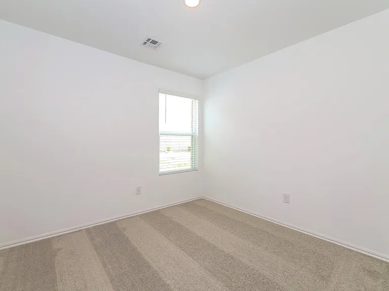 10052 Blackjack Rd — Photo 13