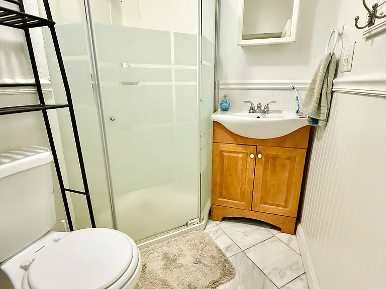 124 G St #1 — Photo 6