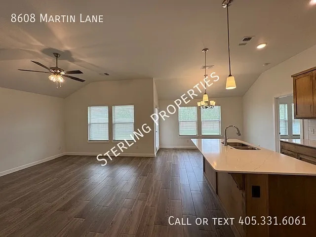 3 bed, 1295 sqft, $1,750 — Photo 4