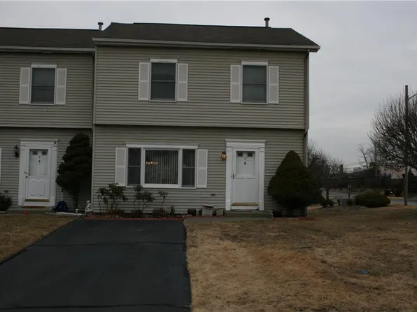 2 Komonchak Cir, West Haverstraw, NY 10993