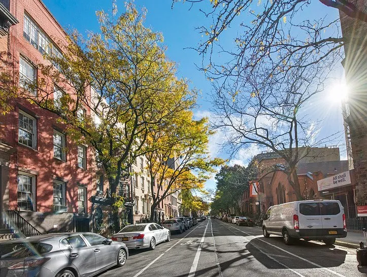 339 W 20th St #5 — Photo 14