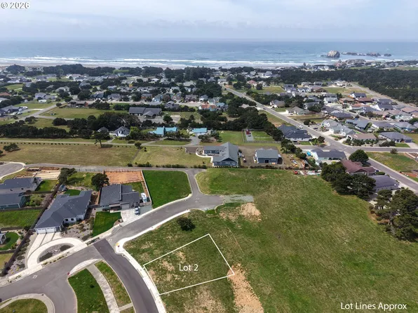 Shearwater Cir #2, Bandon, OR 97411