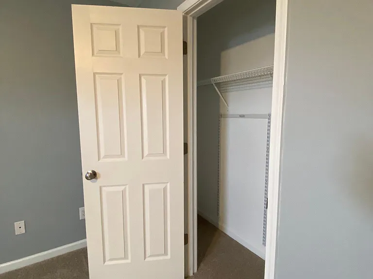 111 Warren Pass — Photo 25