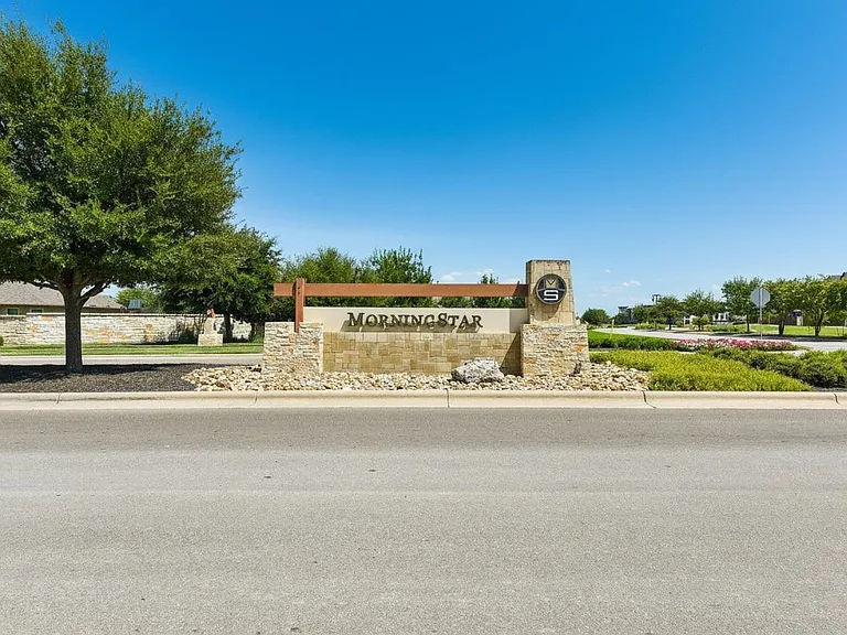 117 Stone Canyon Dr — Photo 37