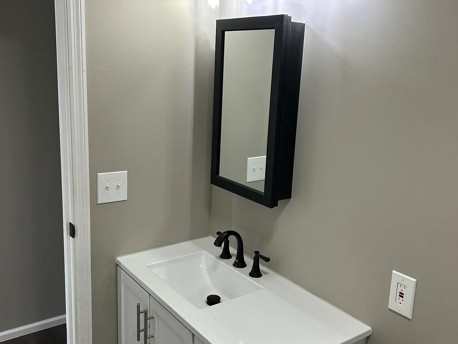 1715 Dubois Dr — Photo 3