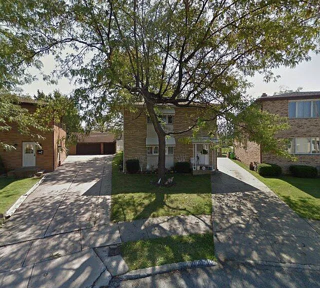 Trebec Ave — Photo 1