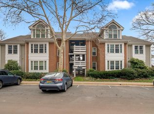 11146 Beaver Trail Ct, Reston, VA 20191