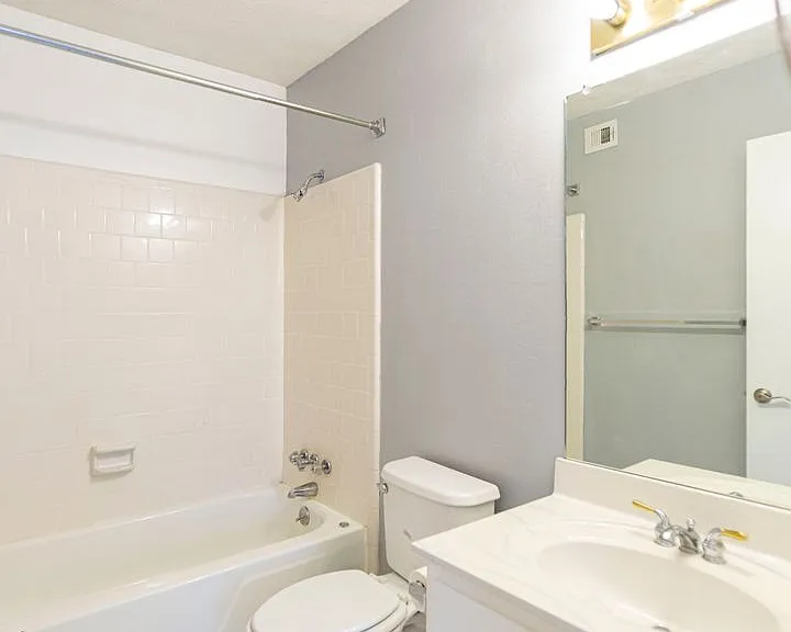 2446 Lehaven Dr — Photo 9