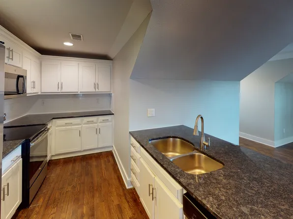 3726 Washington | Charming Updated Apartment