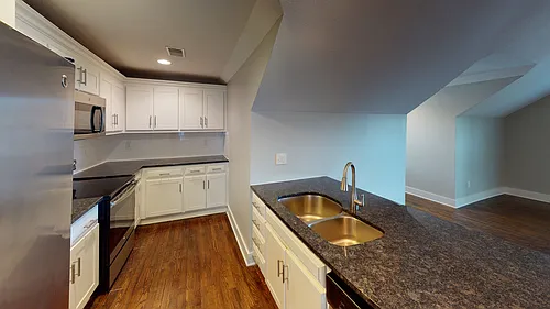 3726 Washington | Charming Updated Apartment Photo 1
