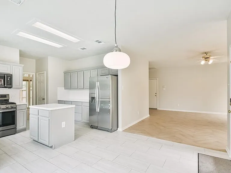 10239 Sable Trail Ln — Photo 12