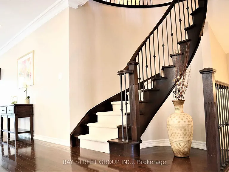 9 Eber St — Photo 14