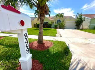 8498 Dynasty Dr, Boca Raton, FL 33433