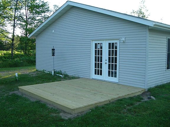 Deck off Living Room