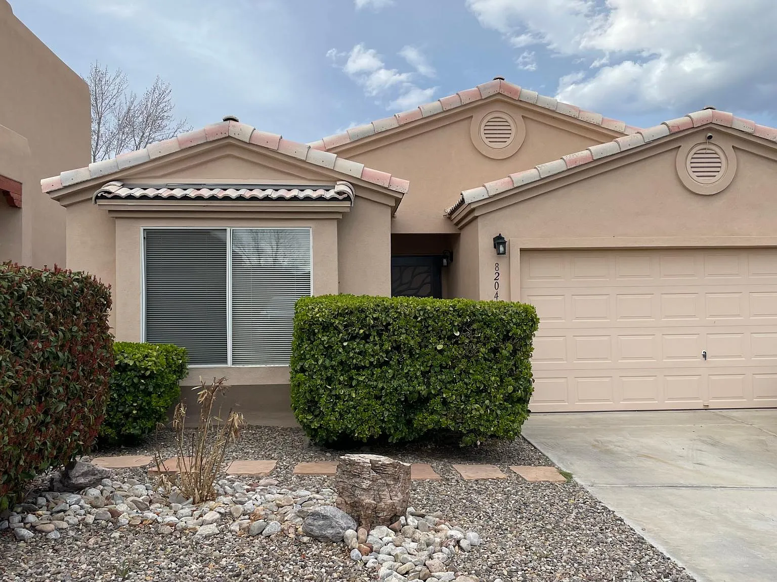 8204 Wolverine Dr NW — Photo 2
