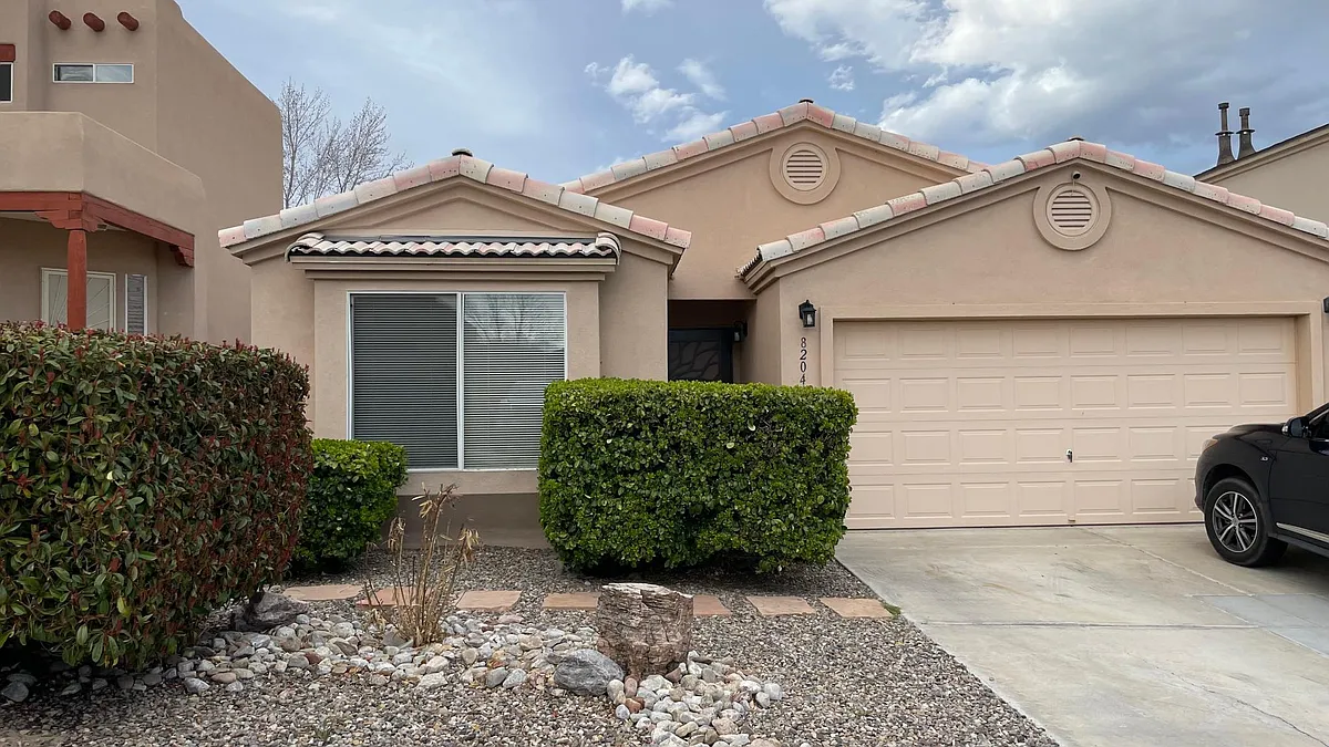 Building Photo - 8204 Wolverine Dr NW