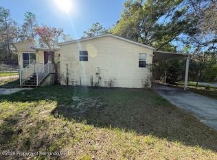 4899 Merlin Cir, Dade City, FL 33523