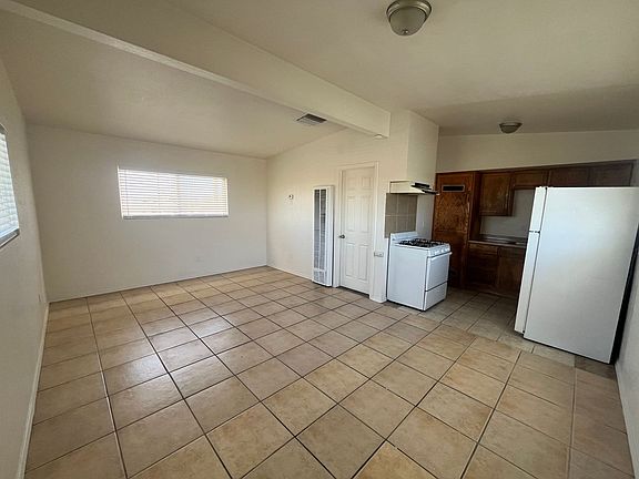 4th image of 280 E Grace St APT 7