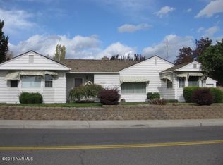 818 S Hill Rd, Sunnyside, WA 98944