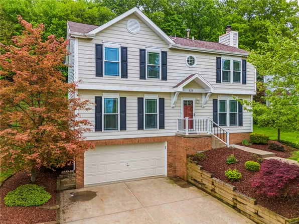 121 Bluestone Dr, Bethel Park, PA 15102