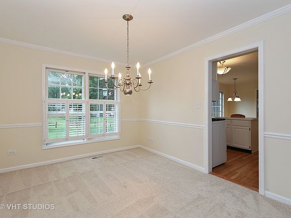 4th image of 919 S White Willow Bay