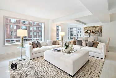 21 East 61st Street, #3F