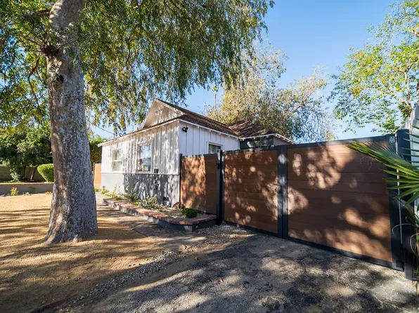 15745 Leadwell St, Van Nuys, CA 91406