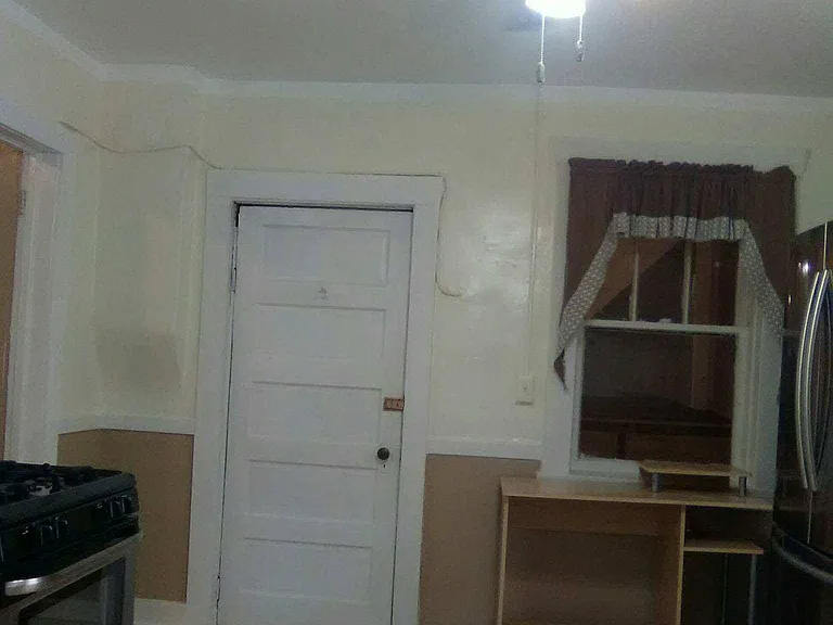 3011 S Arch St — Photo 9
