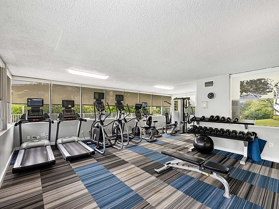 5th image of 8855 Fontainebleau Blvd #71-202