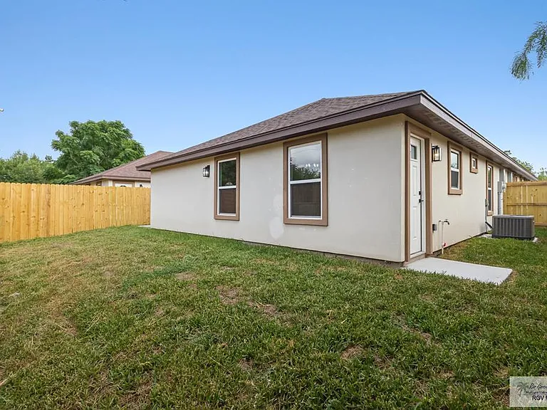 717 Pittman Ave #B — Photo 11