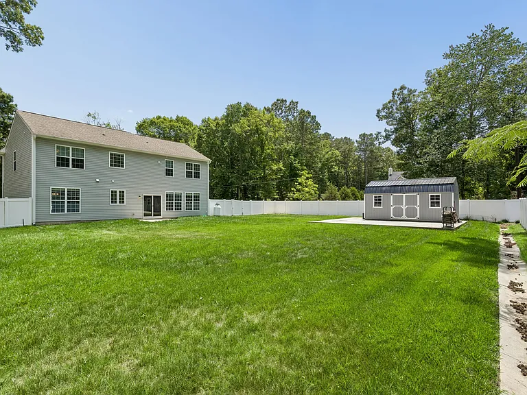 101 Sycamore Ln — Photo 44