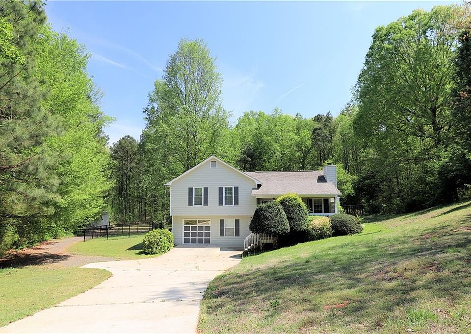 1st image of 192 Deerfield Dr