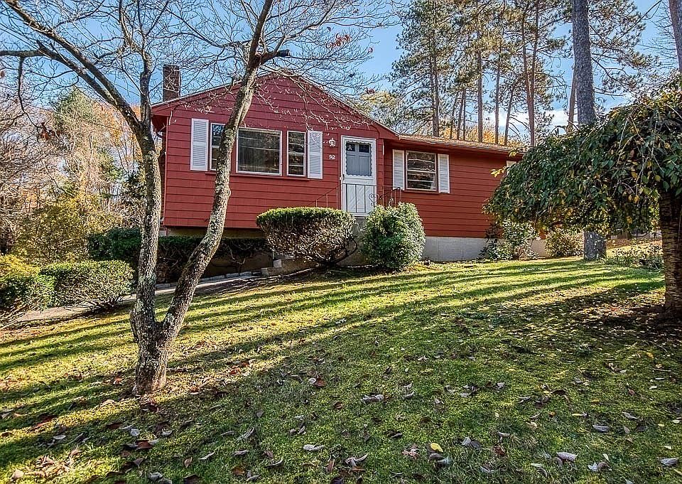 1st image of 742 West St