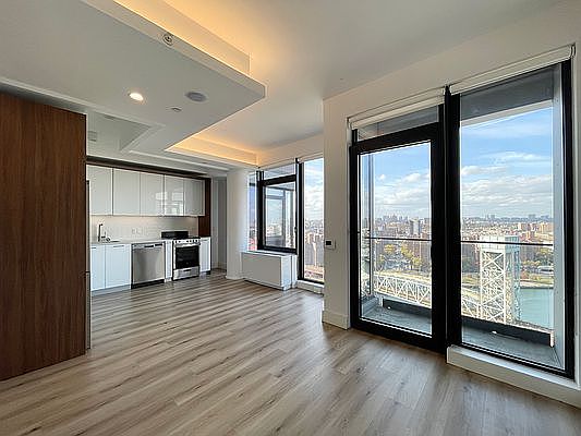 2nd image of 228 E 135th St #1519