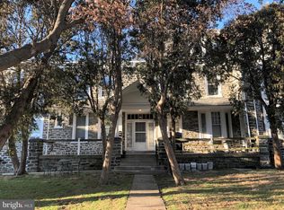 5606 Ridge Ave #1R, Philadelphia, PA 19128