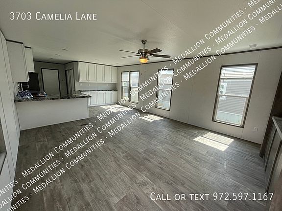 3rd image of 3703 Camelia Ln