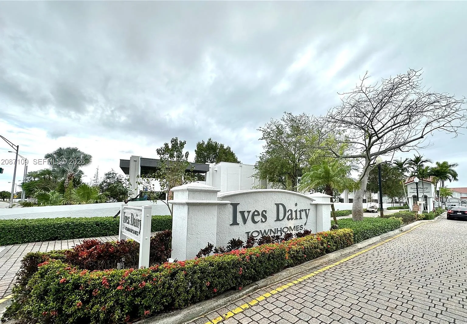 Ives Dairy Townhomes — Photo 3