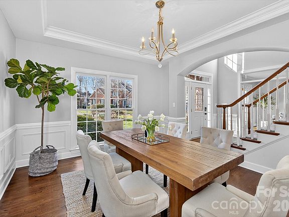 5th image of 8601 Pennington Ct