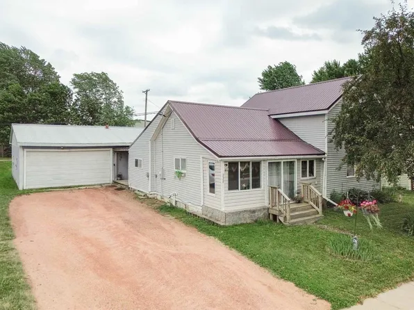 220 S 2ND STREET, Dorchester, WI 54425