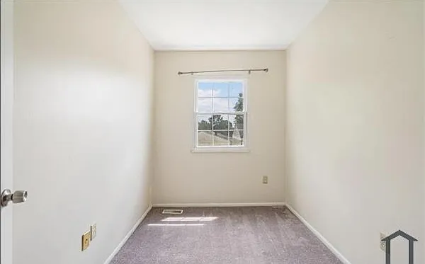 27 Bohn Ct — Photo 15