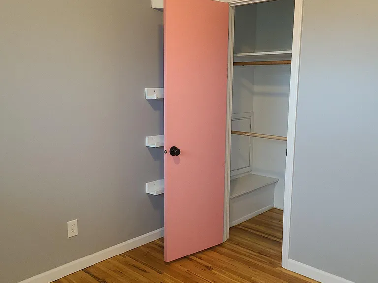 1143 Avenue C NW — Photo 14