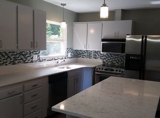 1833 147th Ave SE, Bellevue, WA 98007