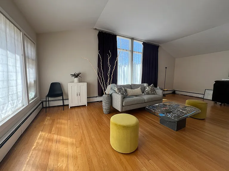 1 Barrett Rd — Photo 12