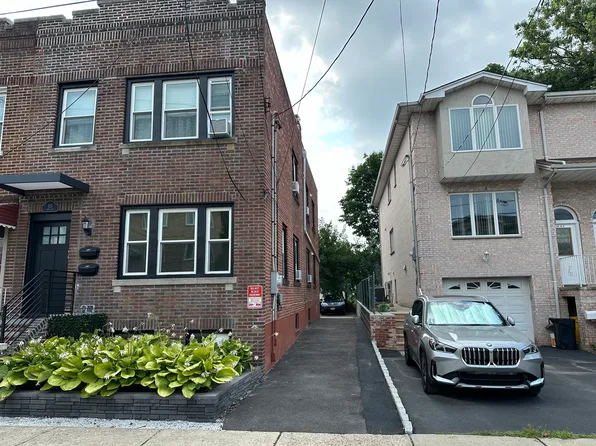 312 Roff Ave Floor 1, Palisades Park, NJ 07650